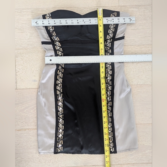 STELLA & JAMIE Color-Block Silk Strapless Mini Dress, Metallic Beading; Size M - Picture 12 of 15